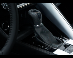 Hộp số
Hộp số tự động vô cấp kép (D-CVT) mang lại trải nghiệm lái mạnh mẽ, vô cùng êm ái và đặc biệt góp phần tiết kiệm nhiên liệu tối ưu.